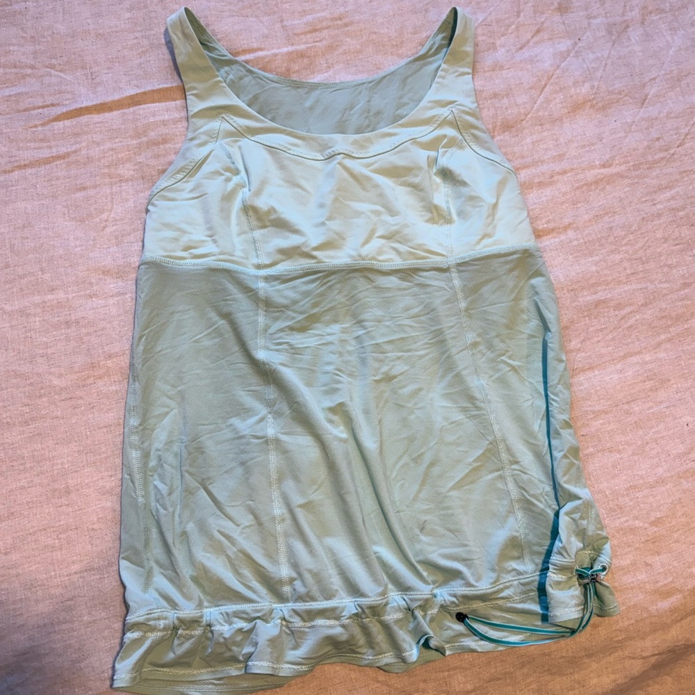 LULULEMON YOGA Top ~ TAME ME ~ barely worn!